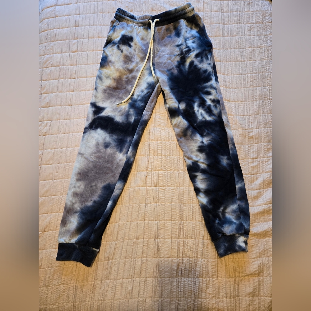 NIA Tie Dye Sweatpants